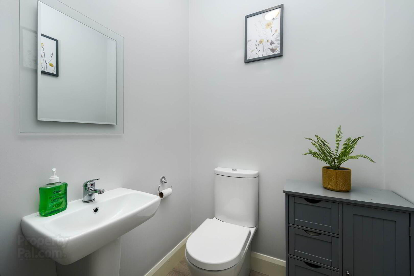 13 Castlechurch Avenue 14 of 30