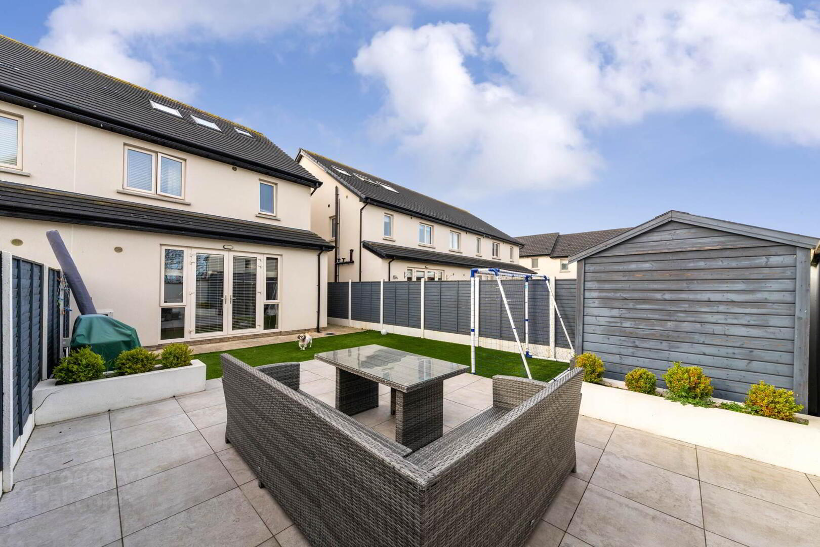 13 Castlechurch Avenue 29 of 30