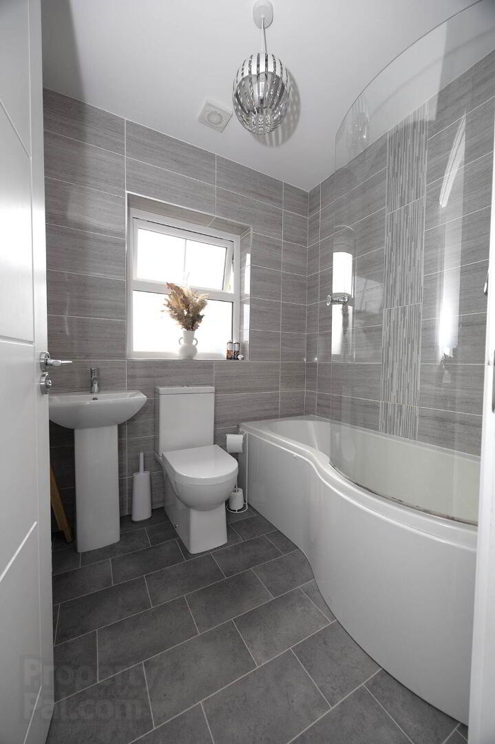 346 Belvedere Manor 17 of 25