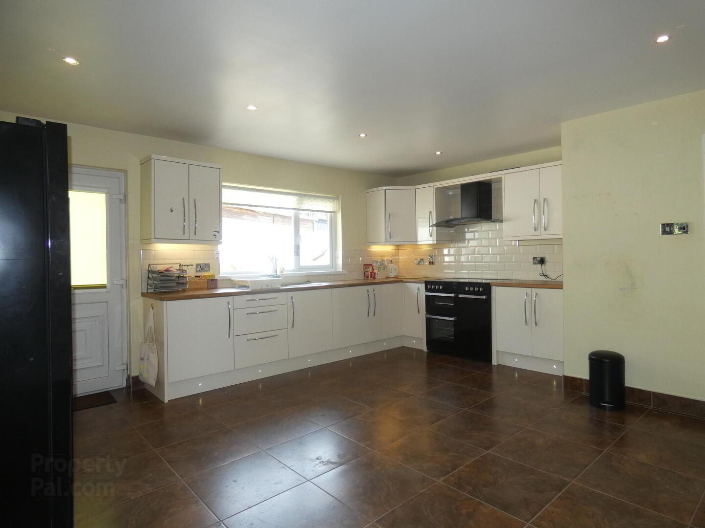 4 Castlehill Crescent 6 of 20