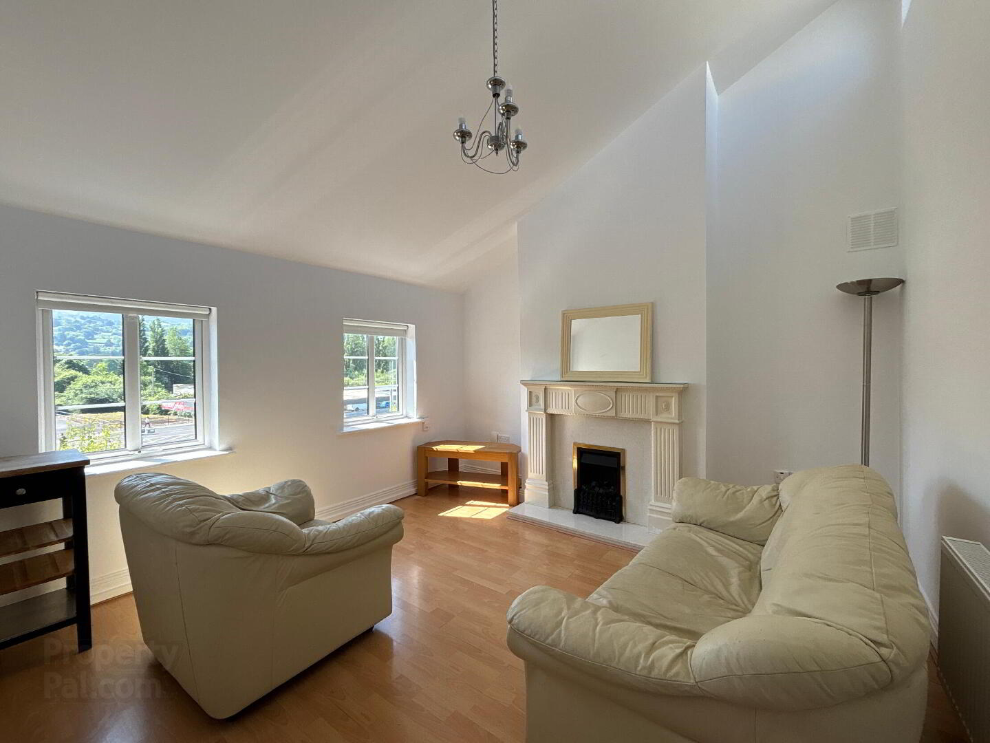 Apartment 8 Sliabh Na Mban Mews 5 of 16