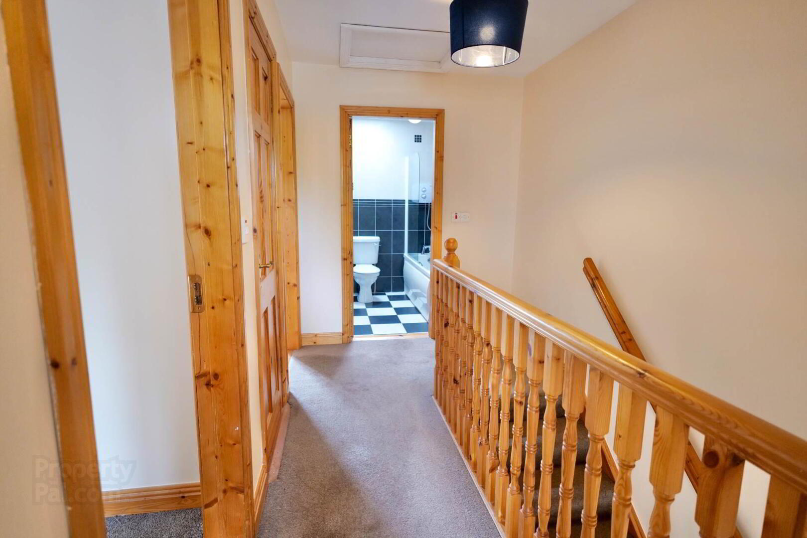 12b Woodfield Drive 6 of 14