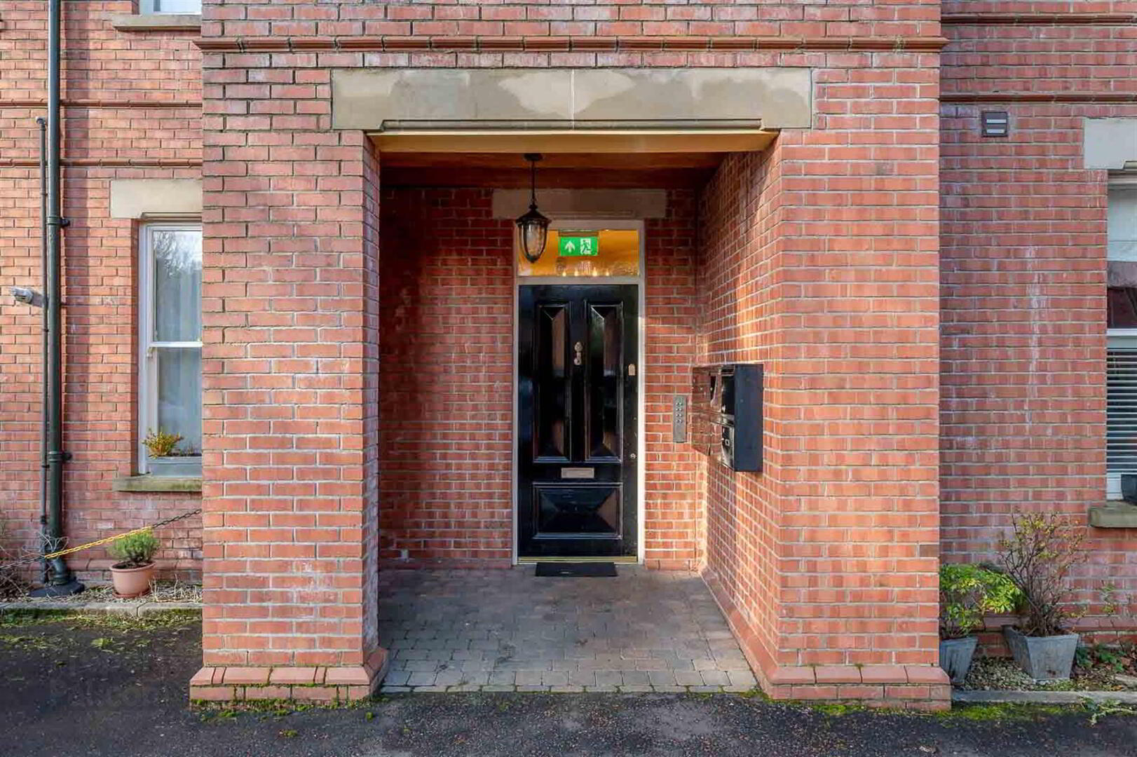 Apt 14 16, Annadale Avenue 3 of 16
