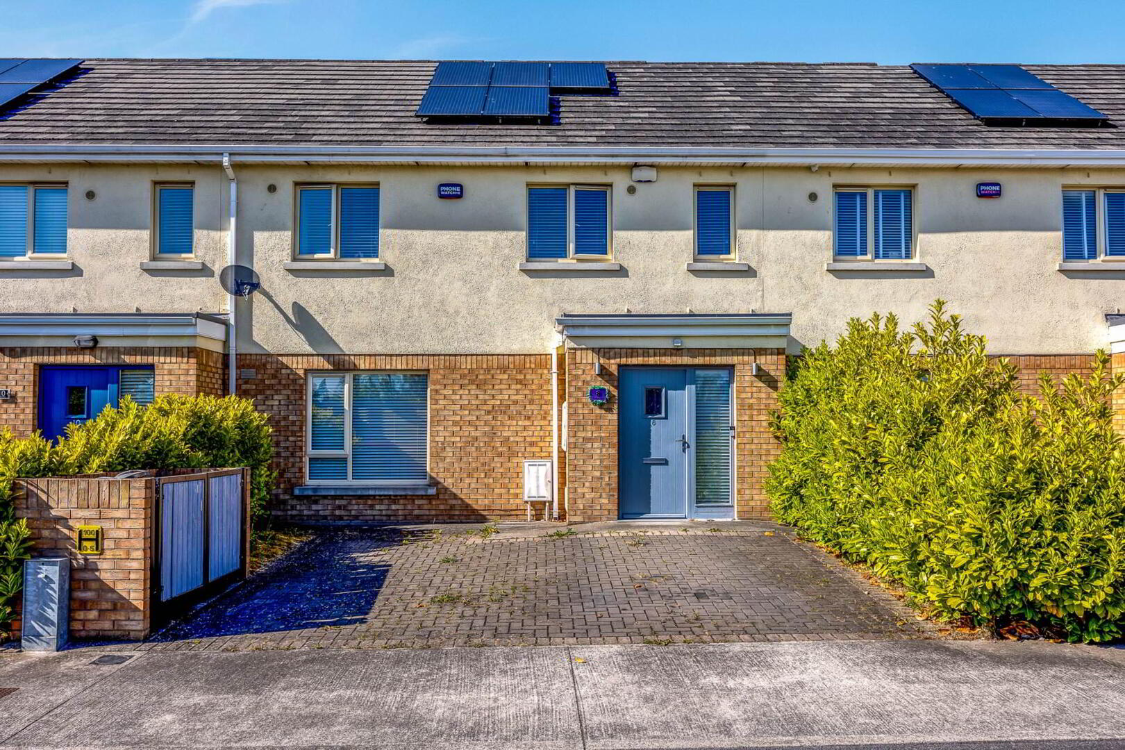8 Heathfield Drive 1 of 15