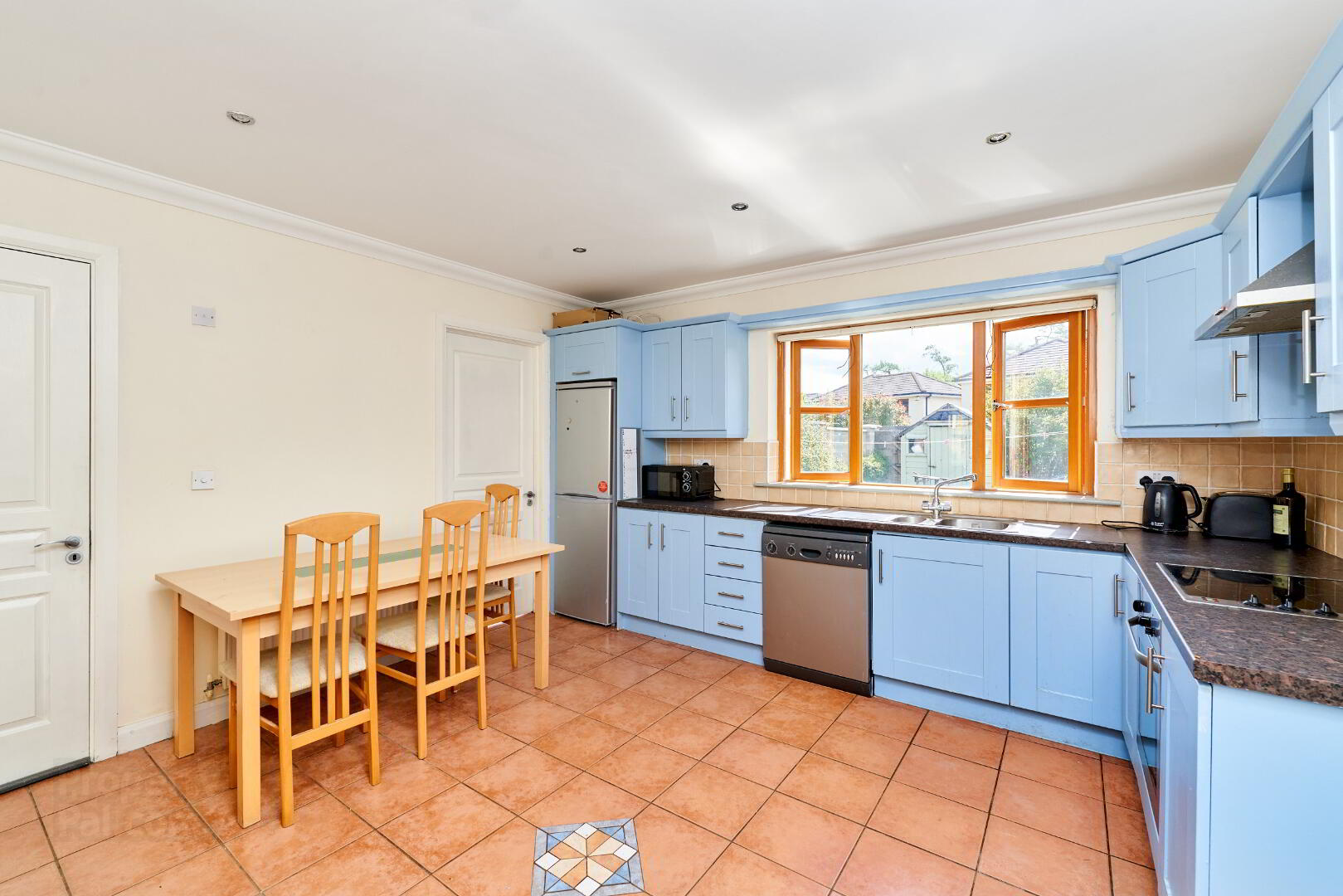 86 Victorine Abbey 7 of 19