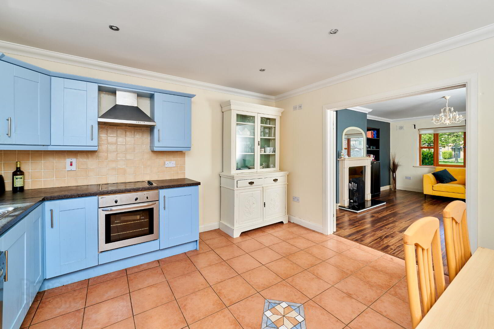 86 Victorine Abbey 5 of 19
