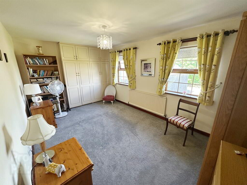 Tullyhappy House, 253 Old Armagh Road 11 of 17