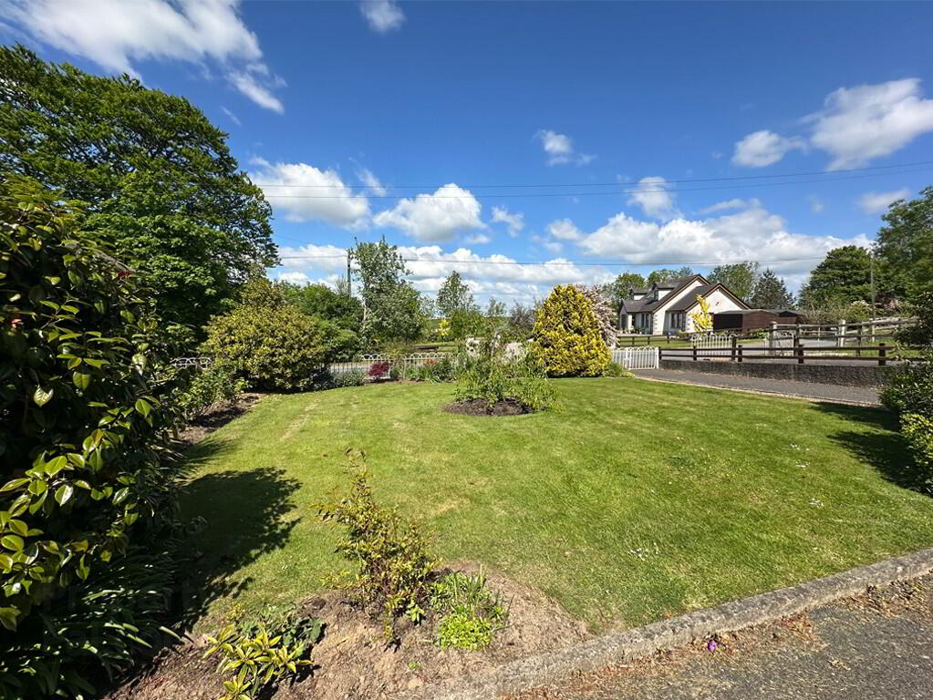 Tullyhappy House, 253 Old Armagh Road 14 of 17