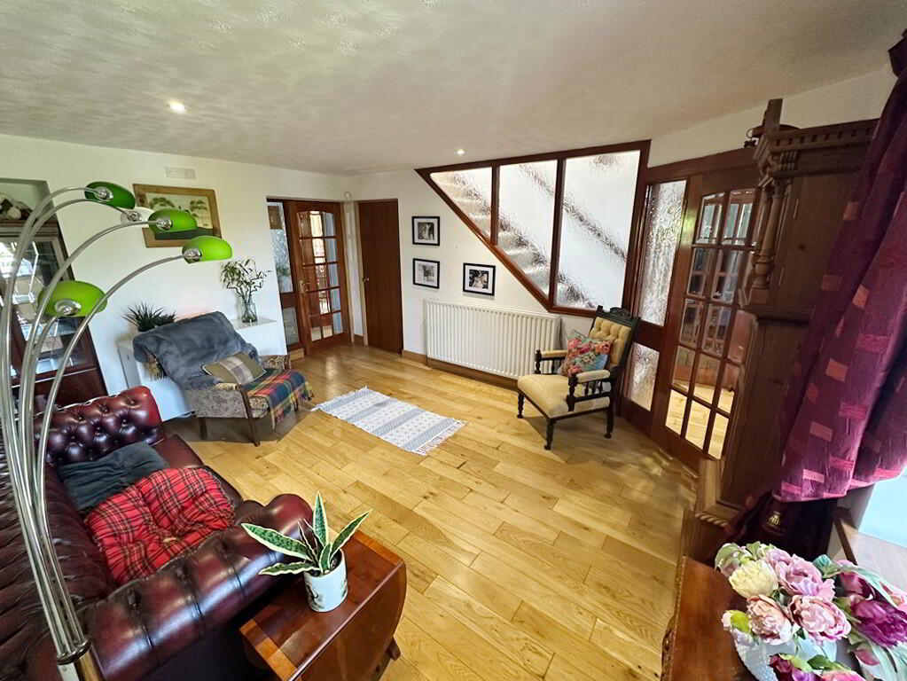 Tullyhappy House, 253 Old Armagh Road 7 of 17