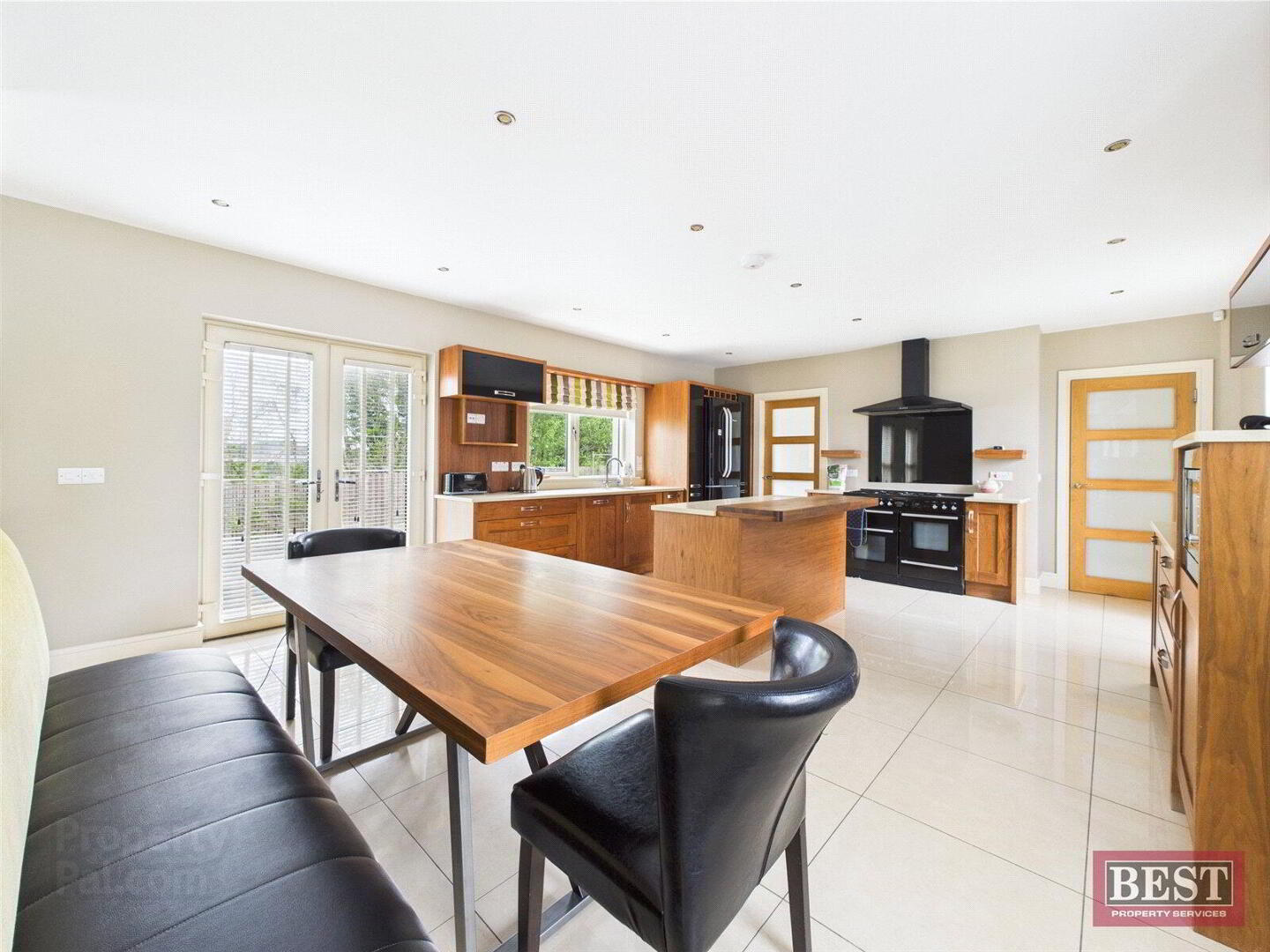 12 Newry Road 8 of 23