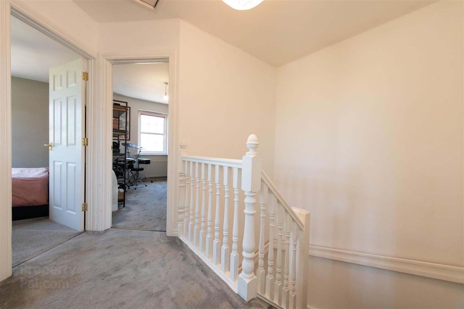 165 Summerhill 14 of 26