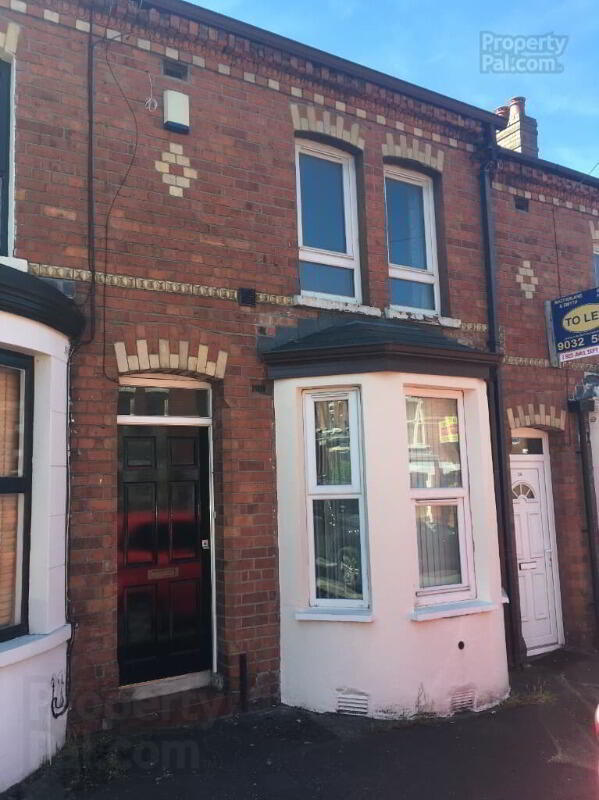 24 Chadwick Street 1 of 8