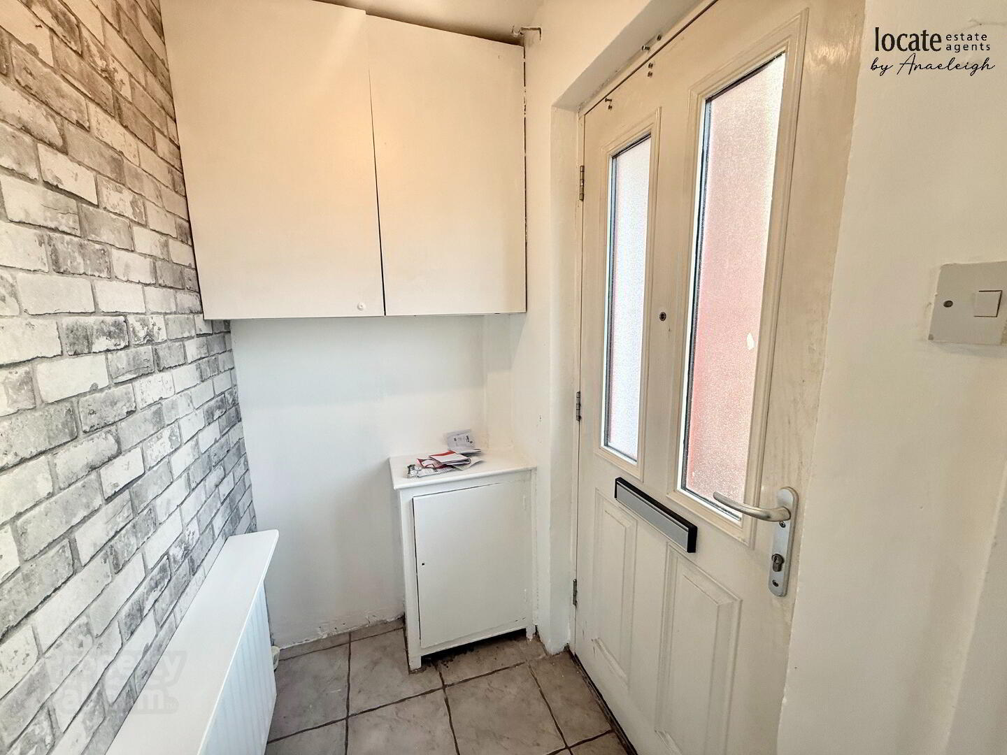 1b Gartan Square 3 of 12
