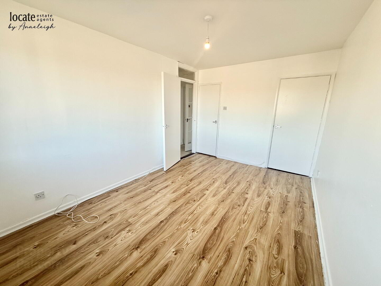 1b Gartan Square 10 of 12
