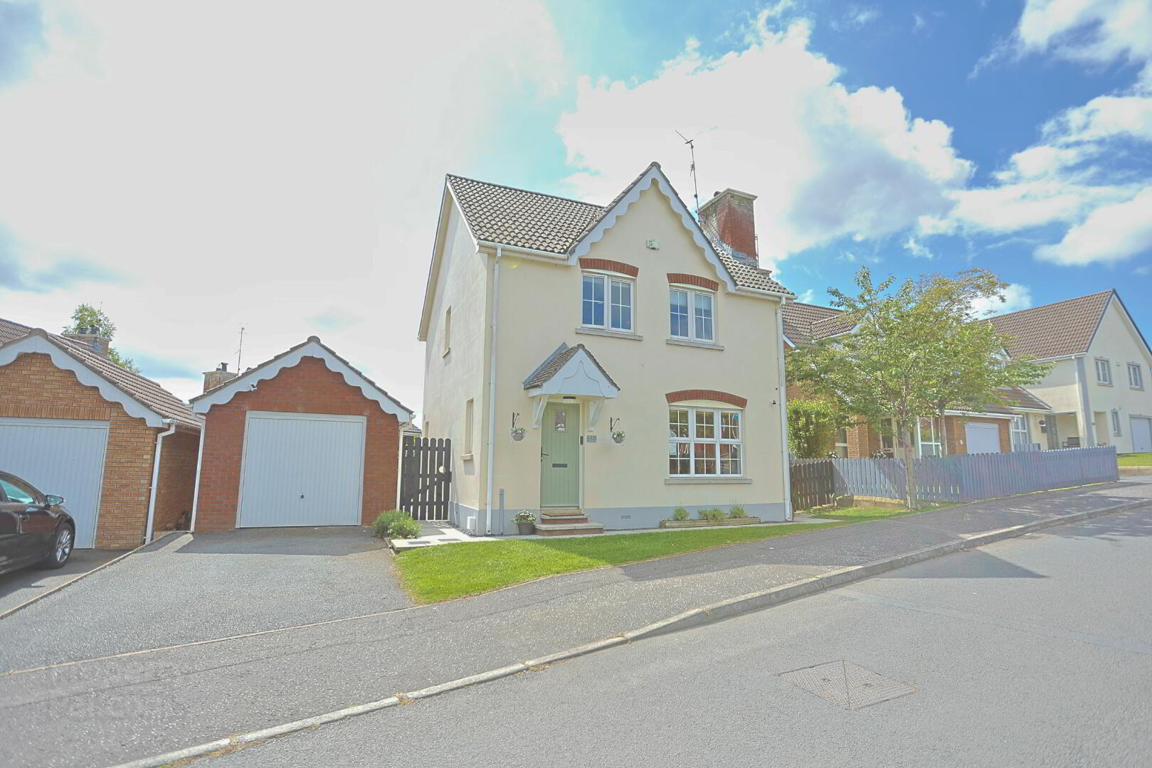 property description image