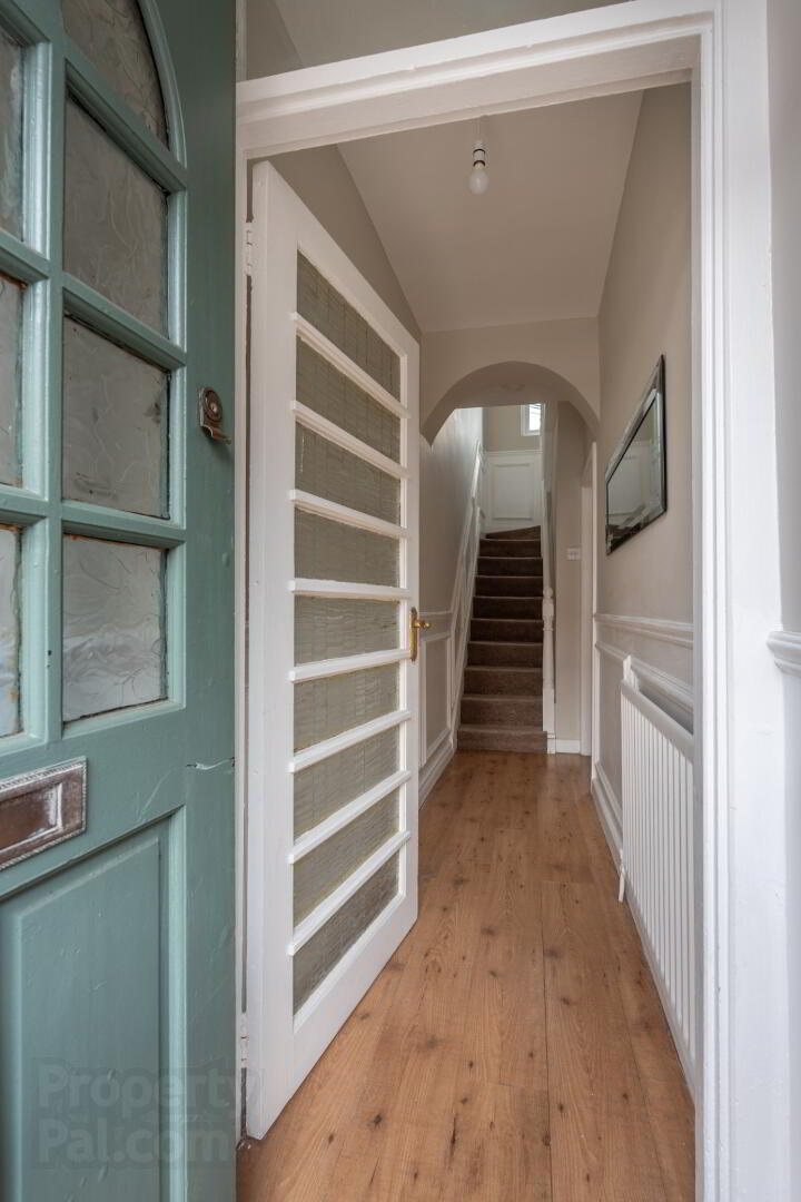 4 Derlett Street 3 of 25