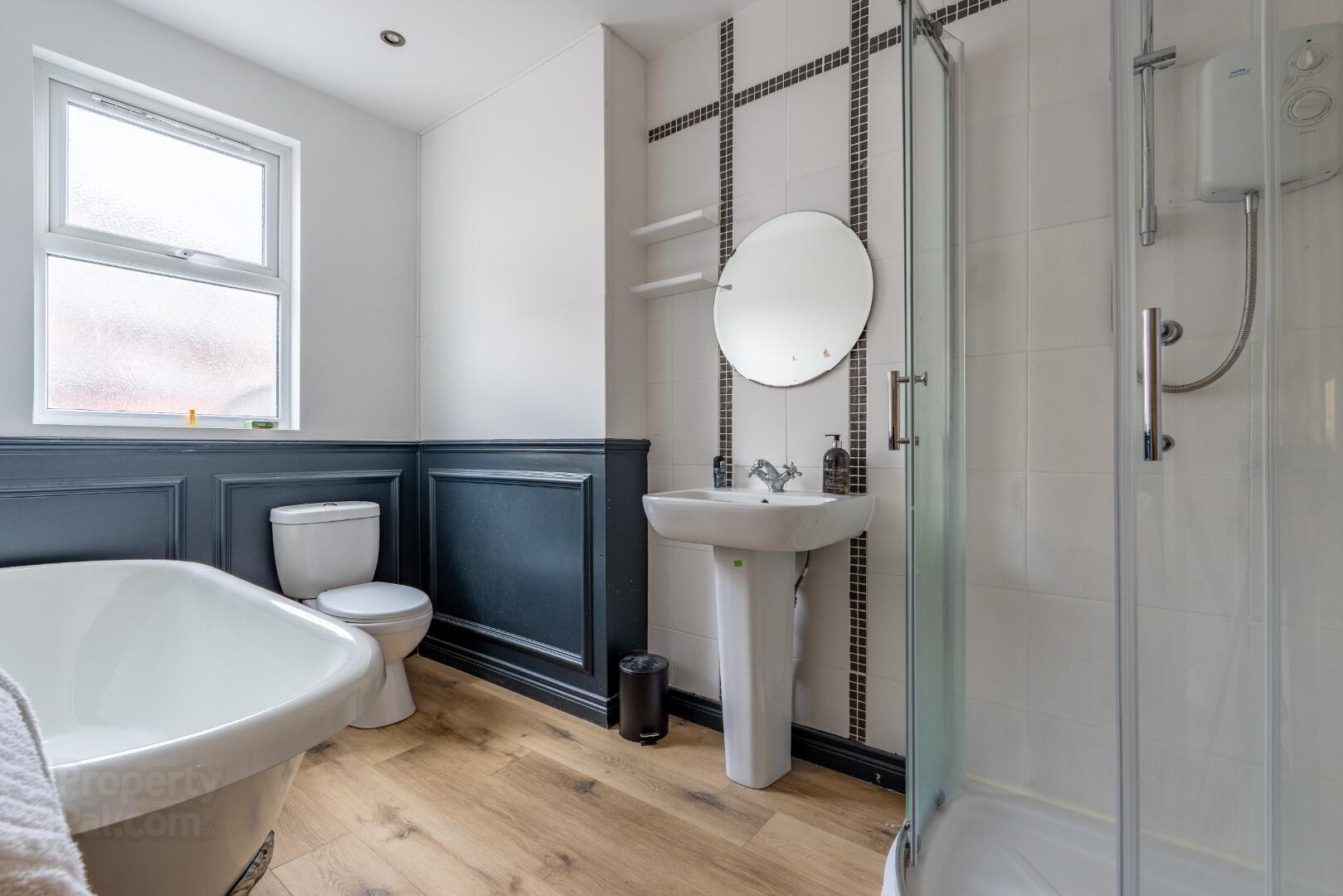 4 Derlett Street 17 of 25