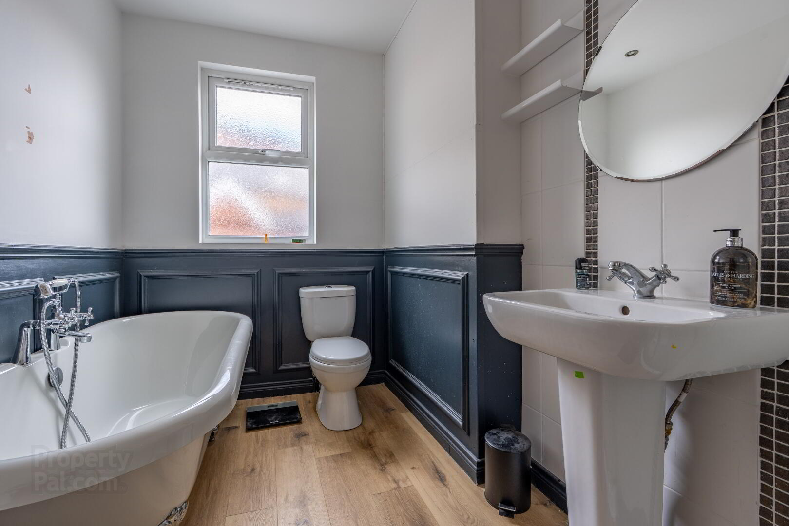 4 Derlett Street 19 of 25