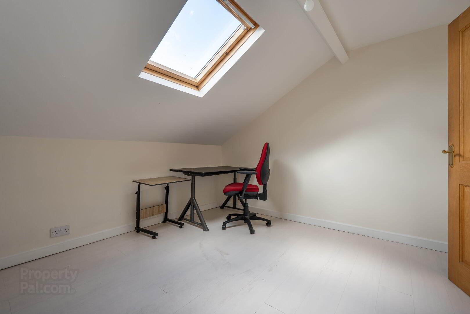 4 Derlett Street 23 of 25