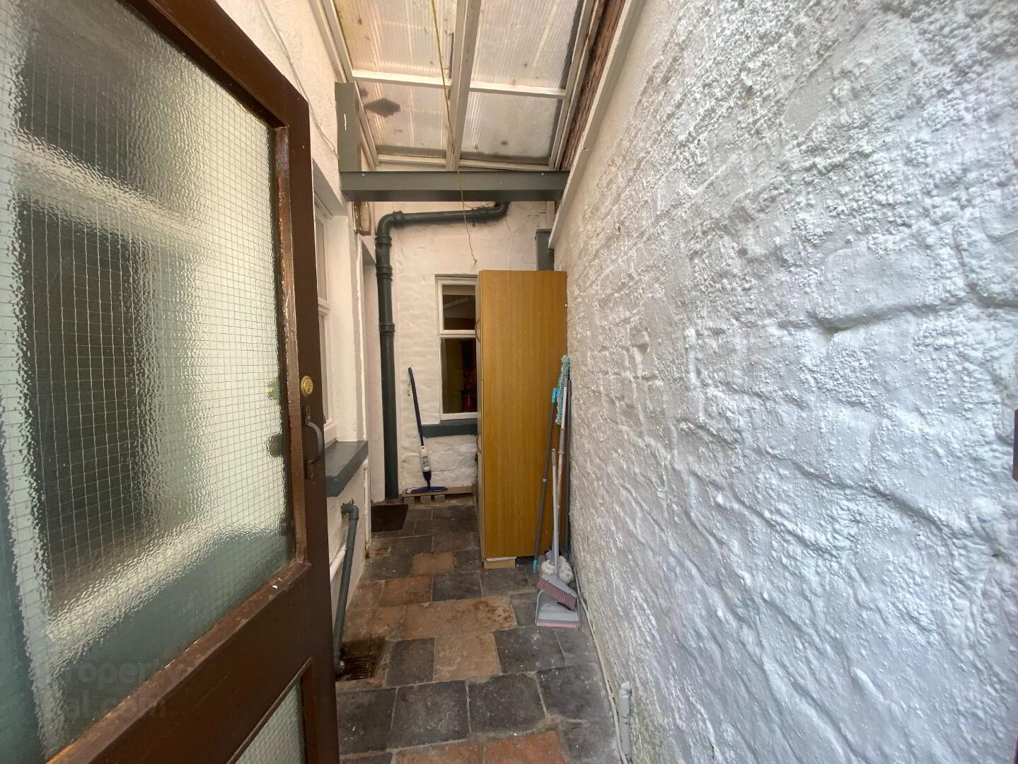 84 High Street 26 of 30