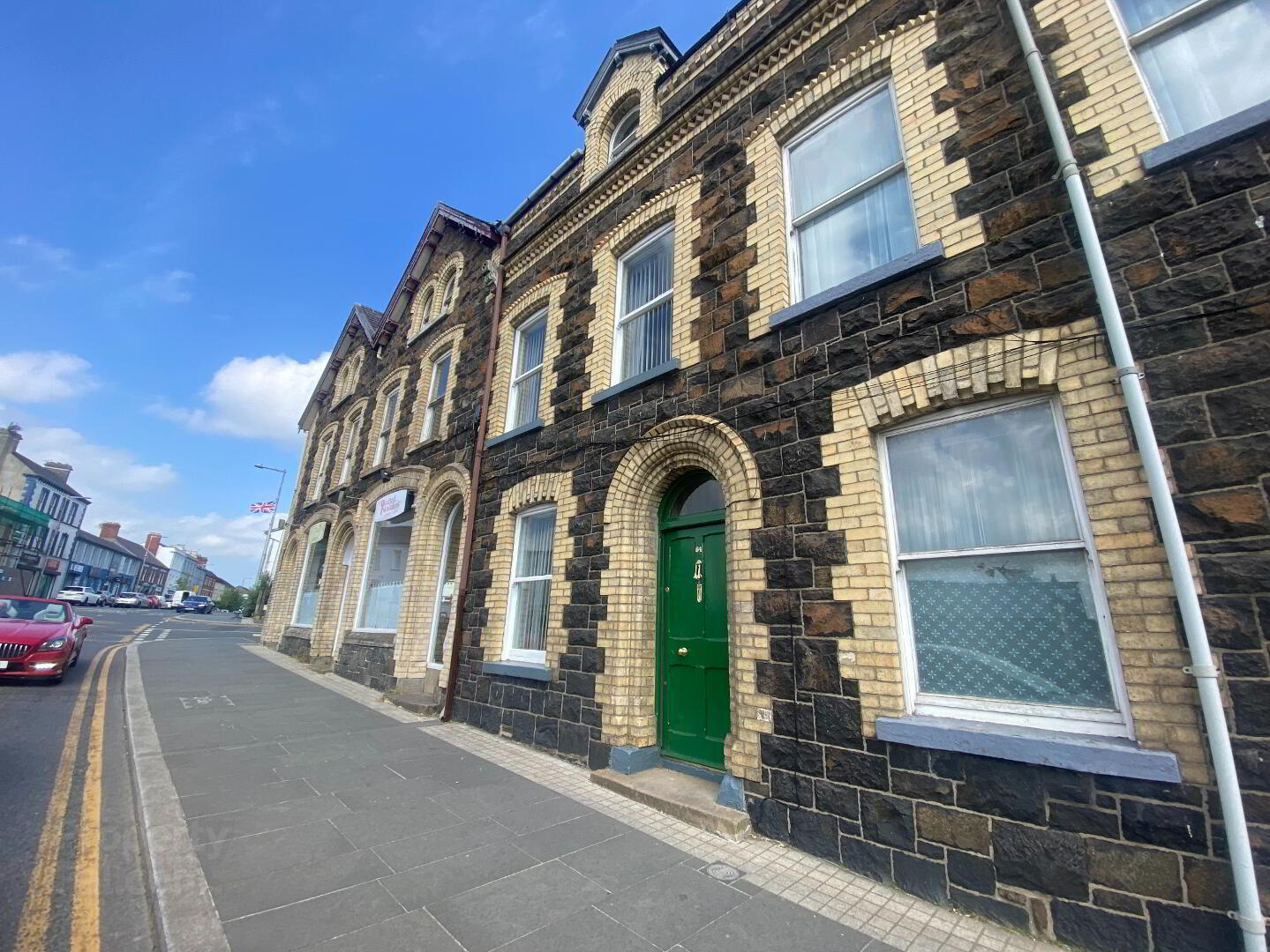 property description image