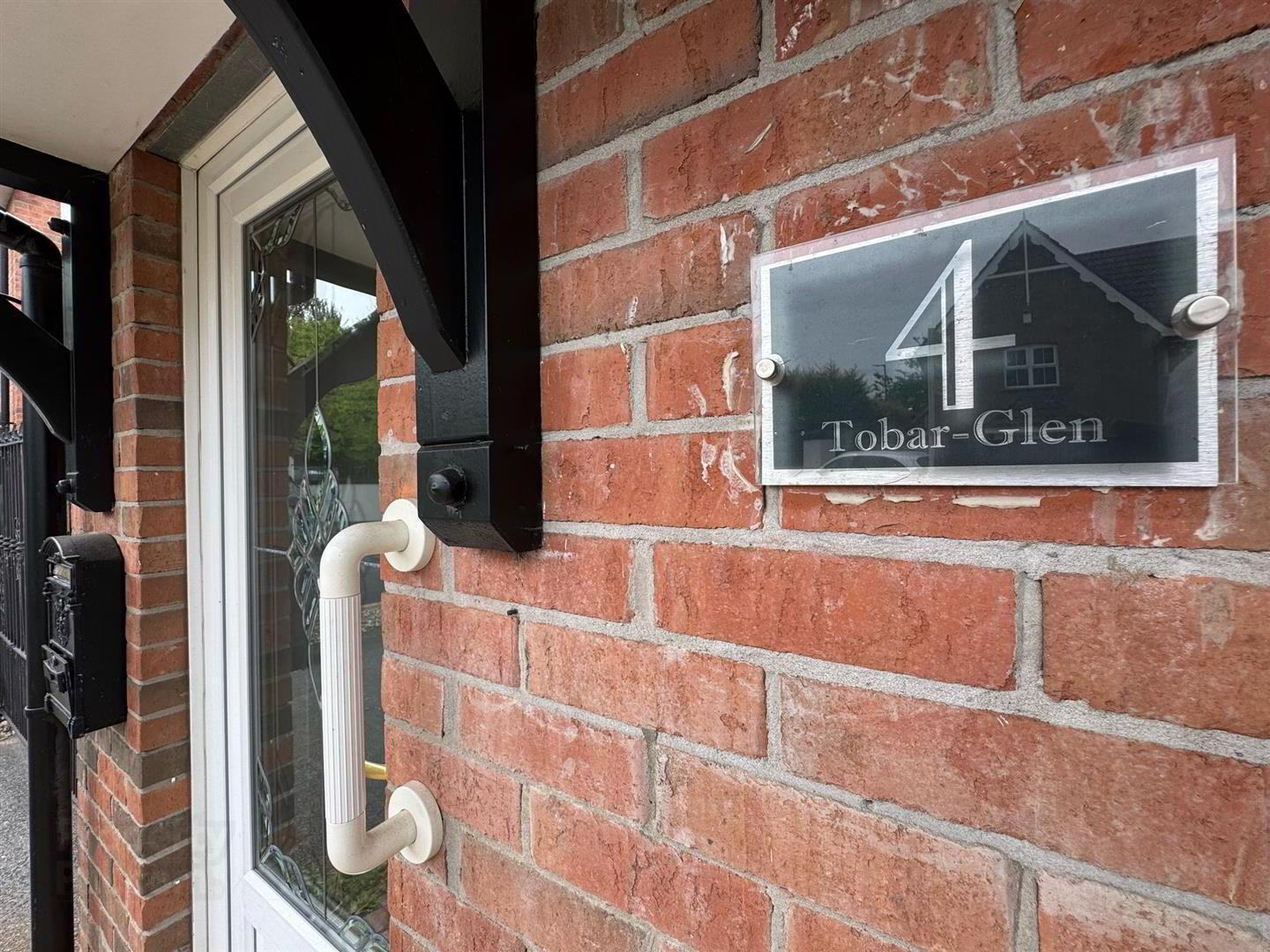 4 Tobar Glen 16 of 16
