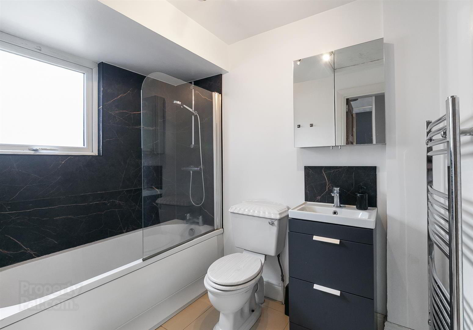 39 Tresna Park 14 of 18