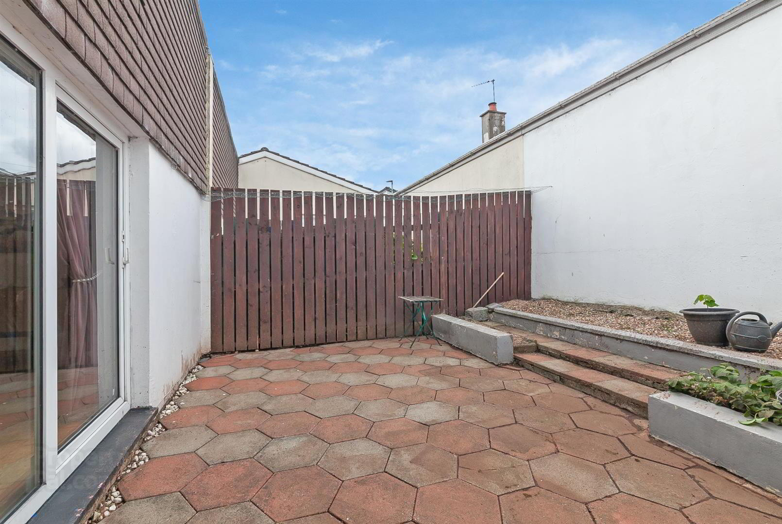 39 Tresna Park 15 of 18