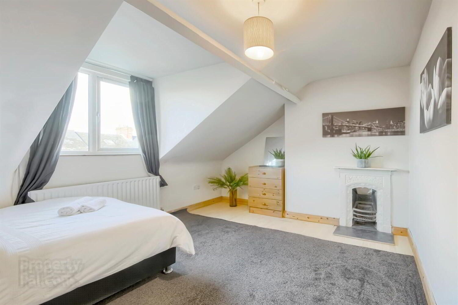 Room 5, 45 Balfour Avenue 3 of 3