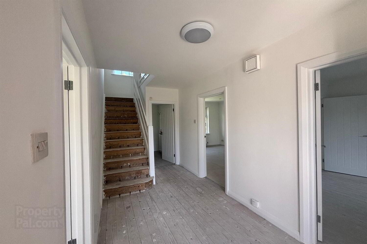 16 Notting Hill Court 4 of 26