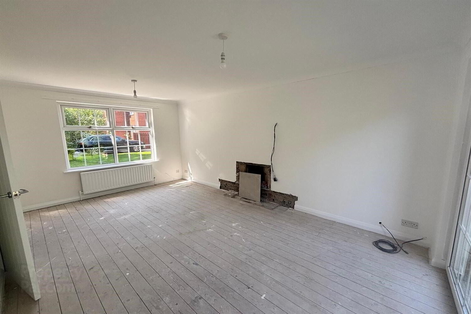 16 Notting Hill Court 7 of 26