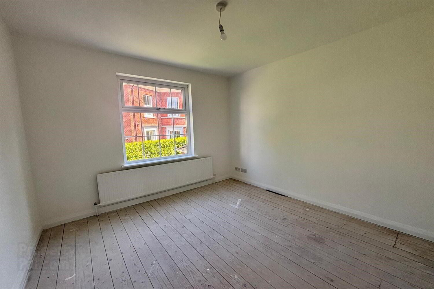 16 Notting Hill Court 18 of 26