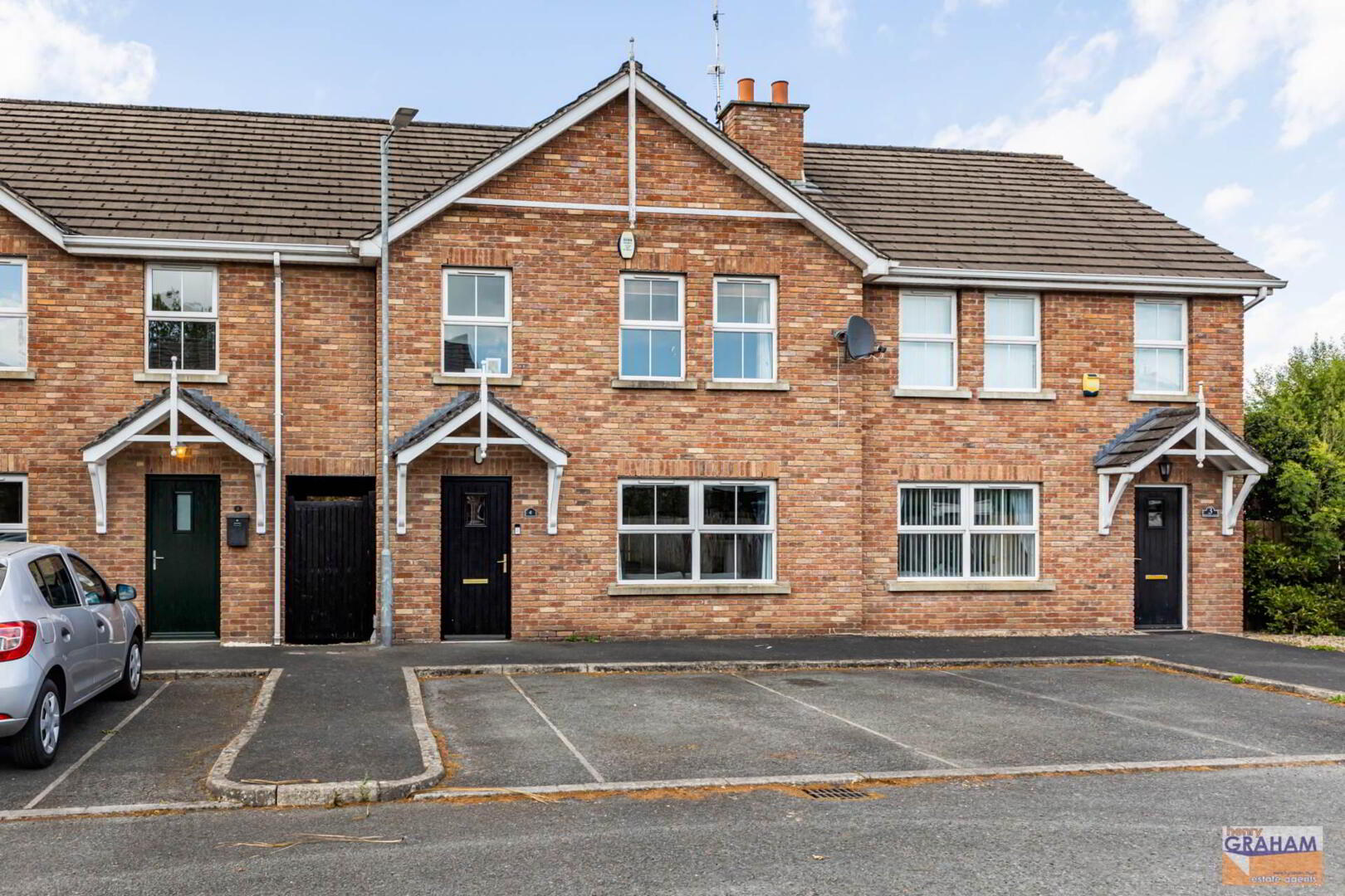 4 Whitehill Mews 1 of 28
