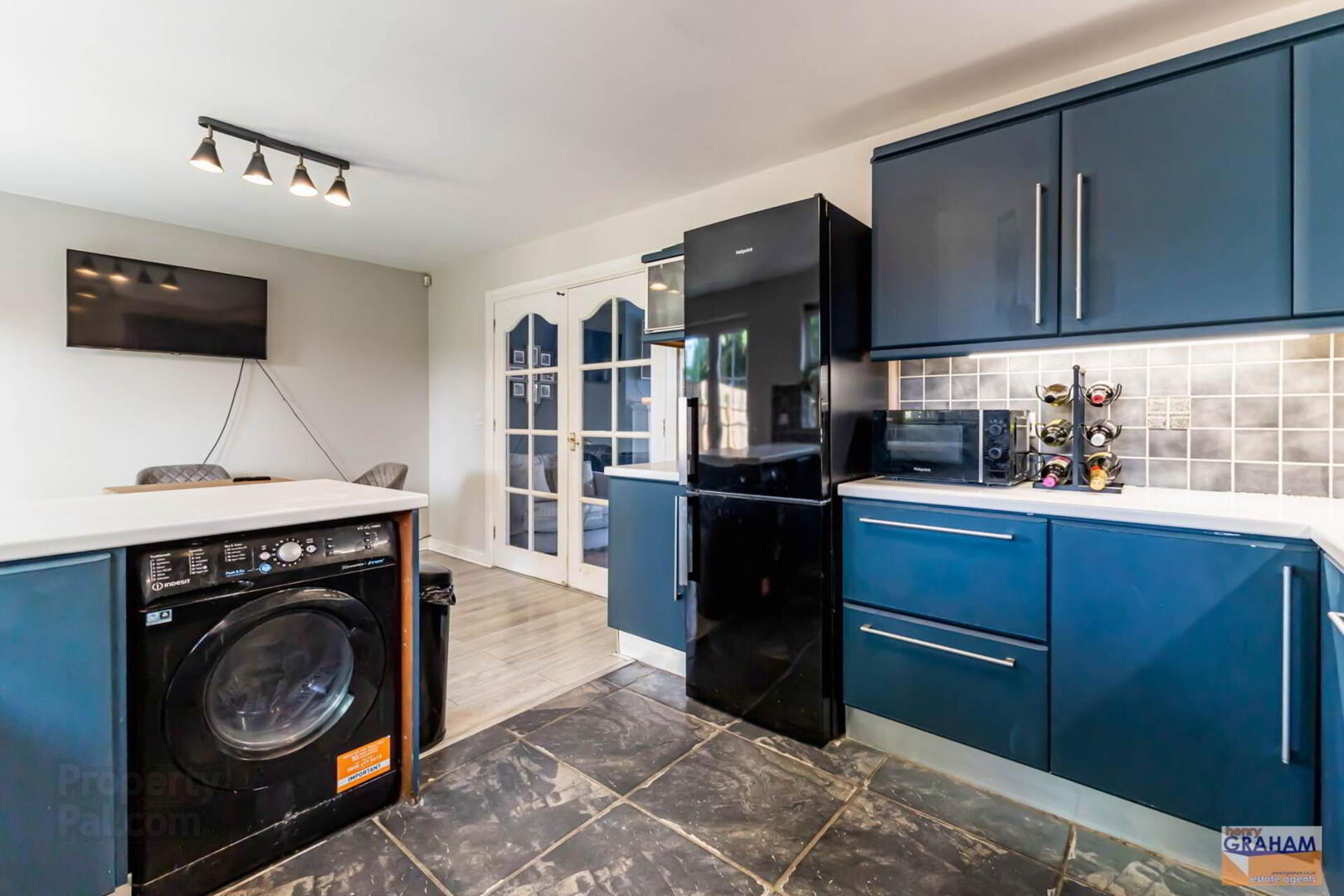 4 Whitehill Mews 12 of 28
