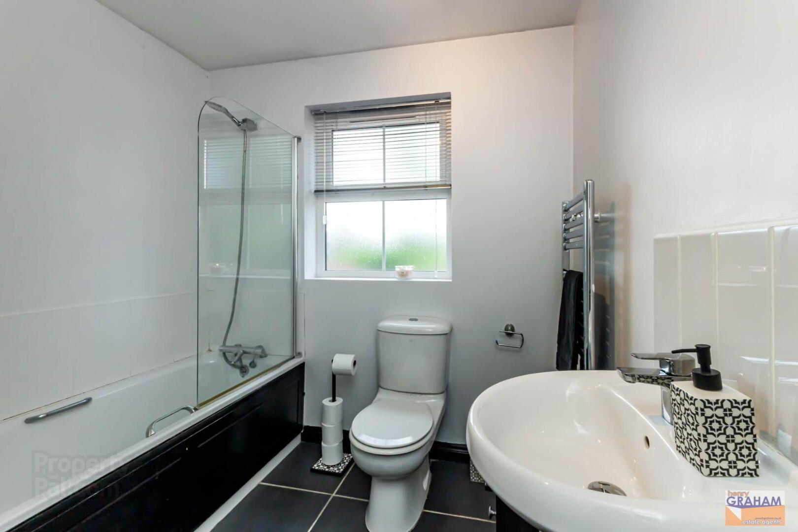 4 Whitehill Mews 25 of 28