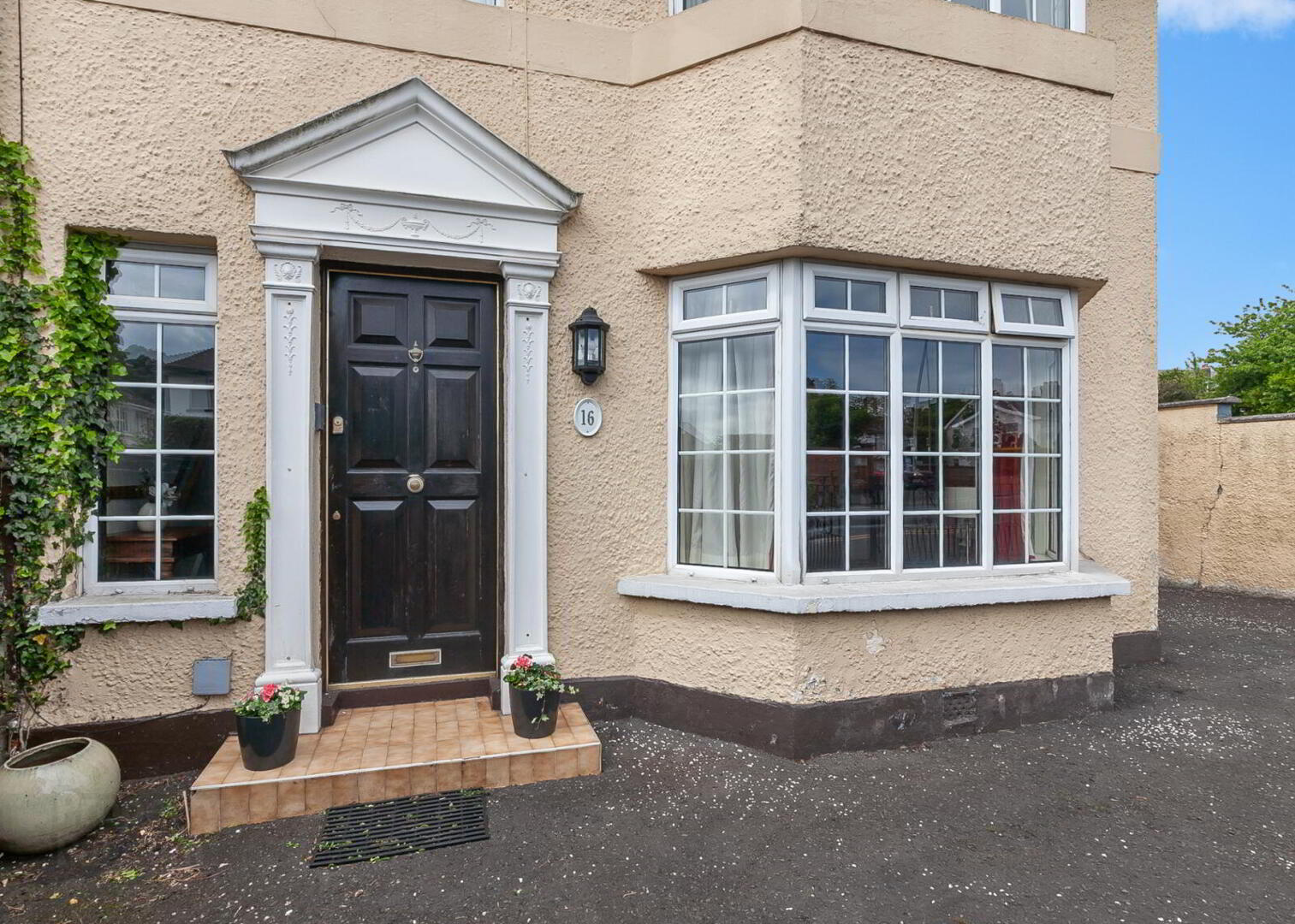 property description image