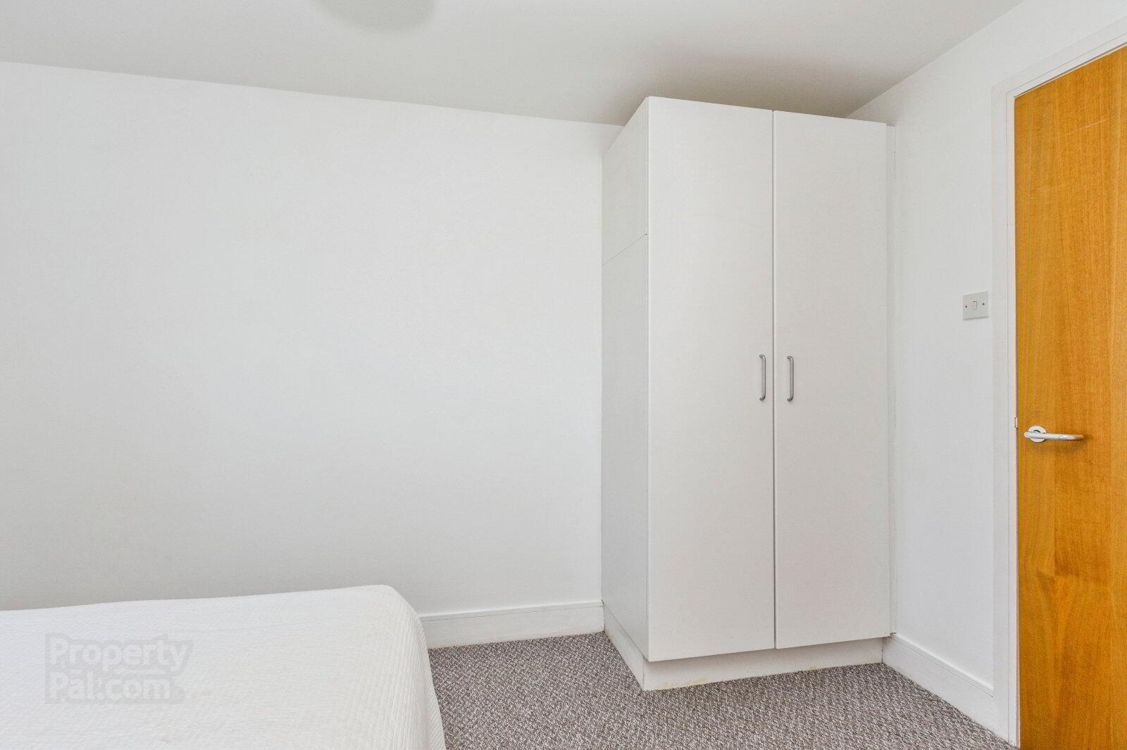 Apartment 7 South Studios 17 of 20