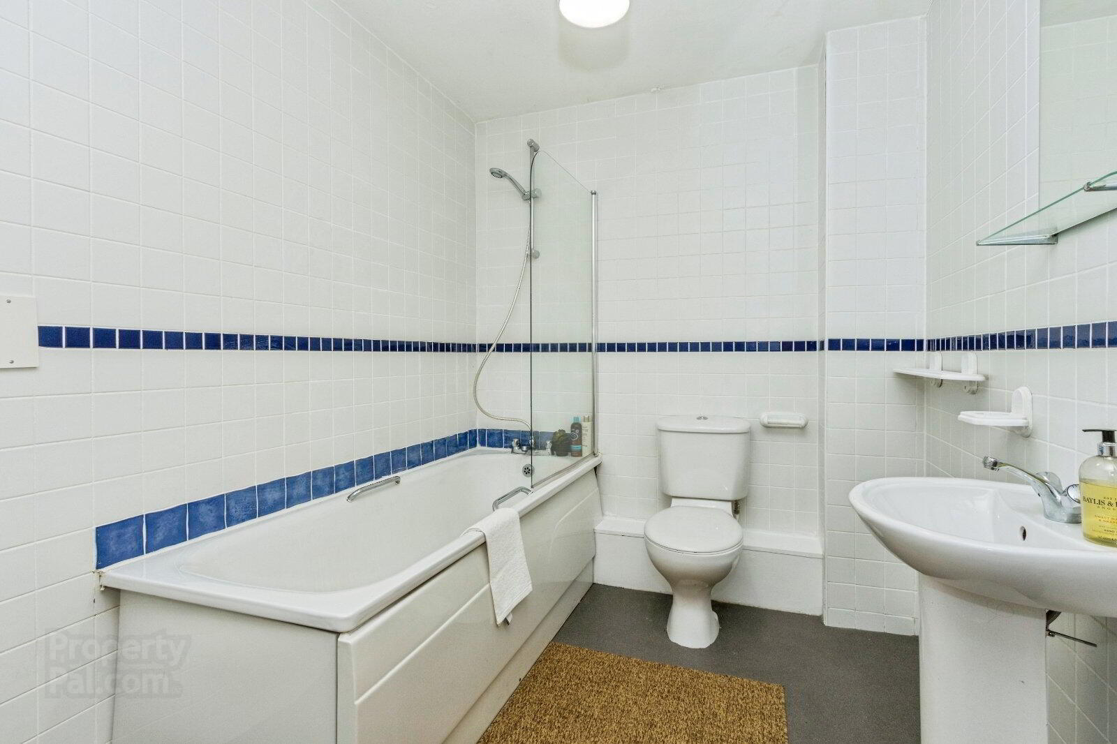 Apartment 7 South Studios 18 of 20
