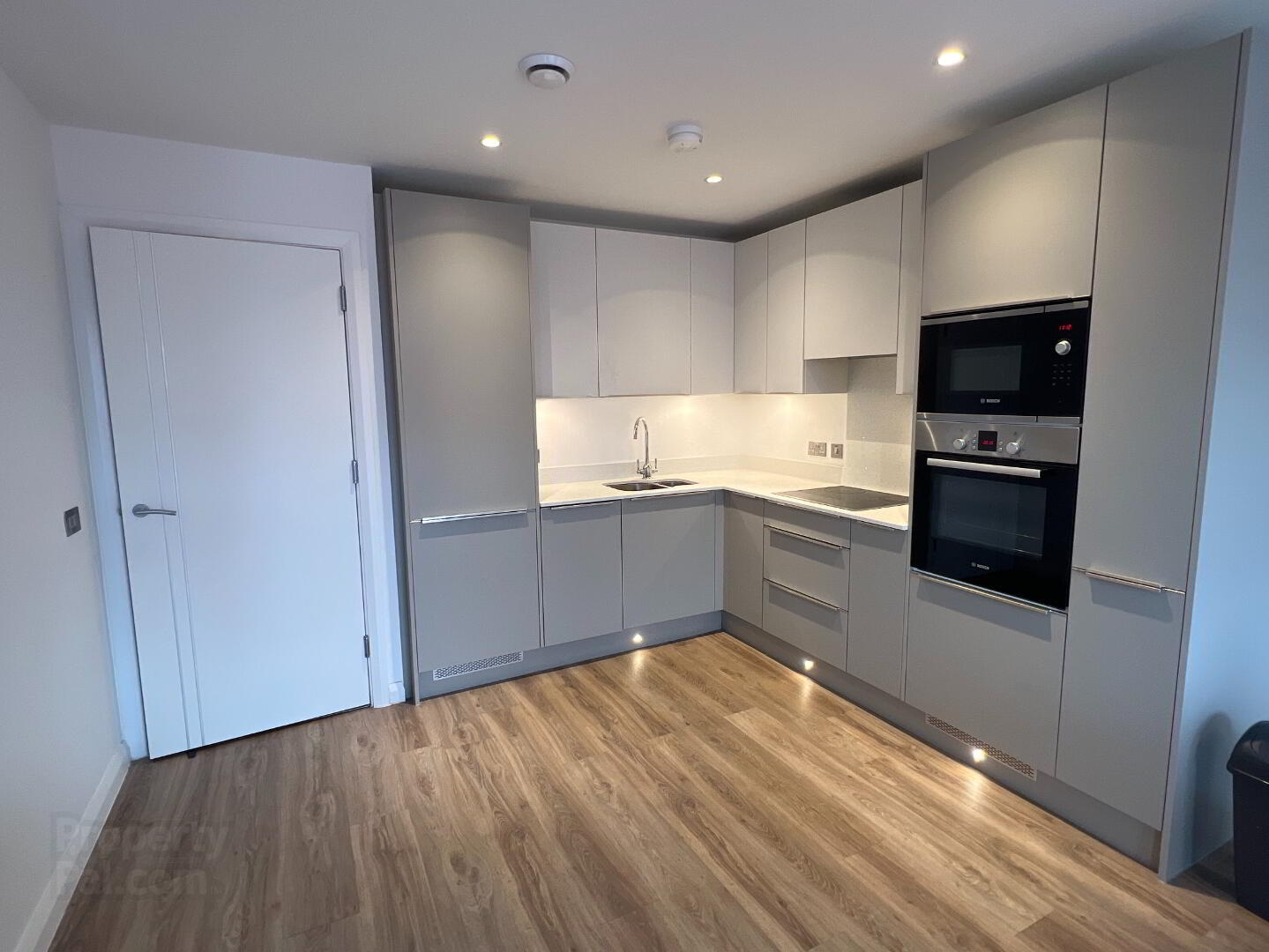 414 Portland 88, 55 Ormeau Road 9 of 9
