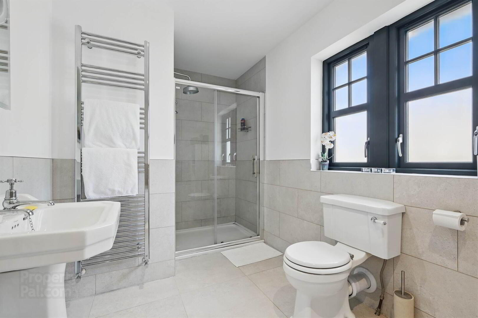25 Lady Ishbel Avenue 13 of 18