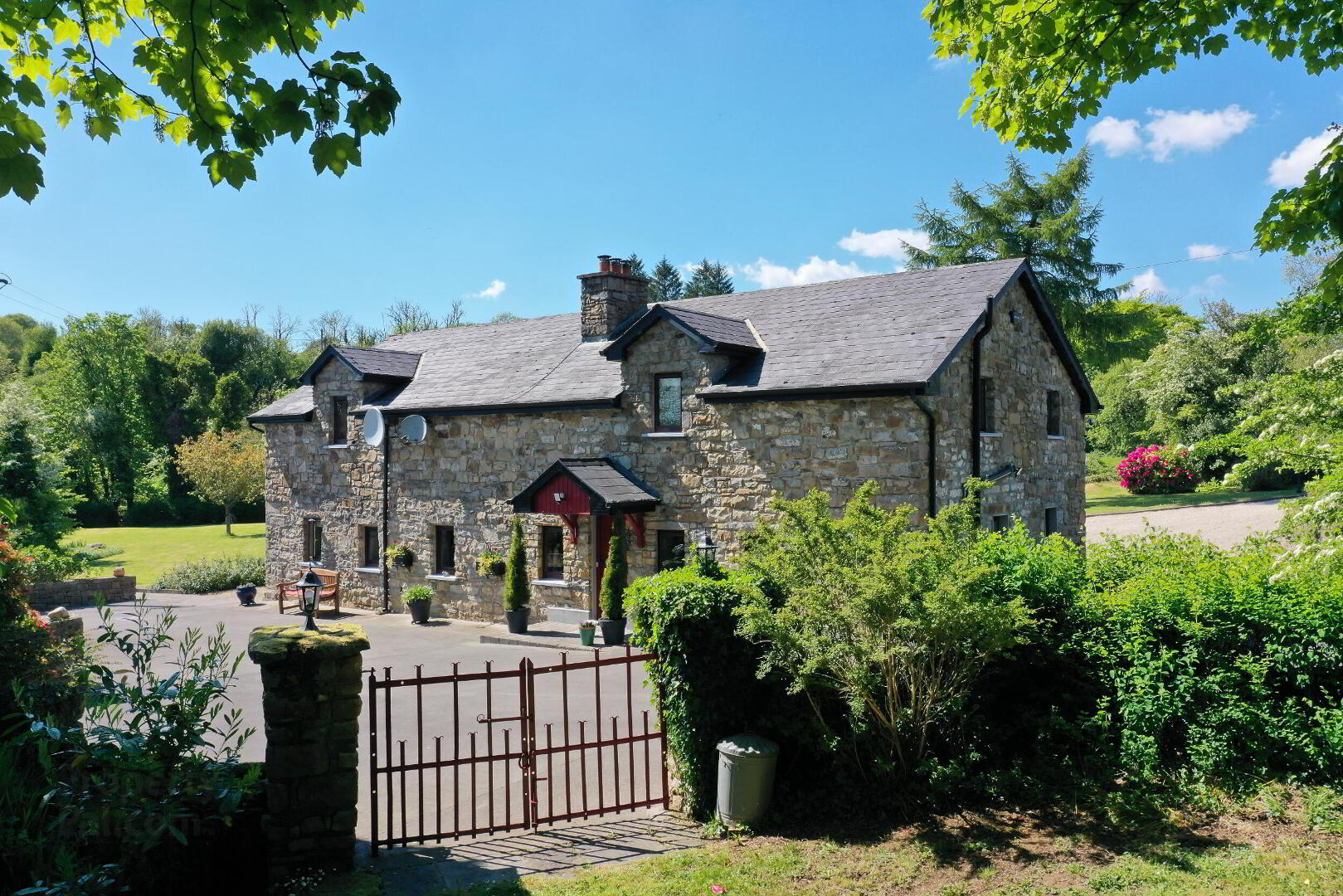 property description image