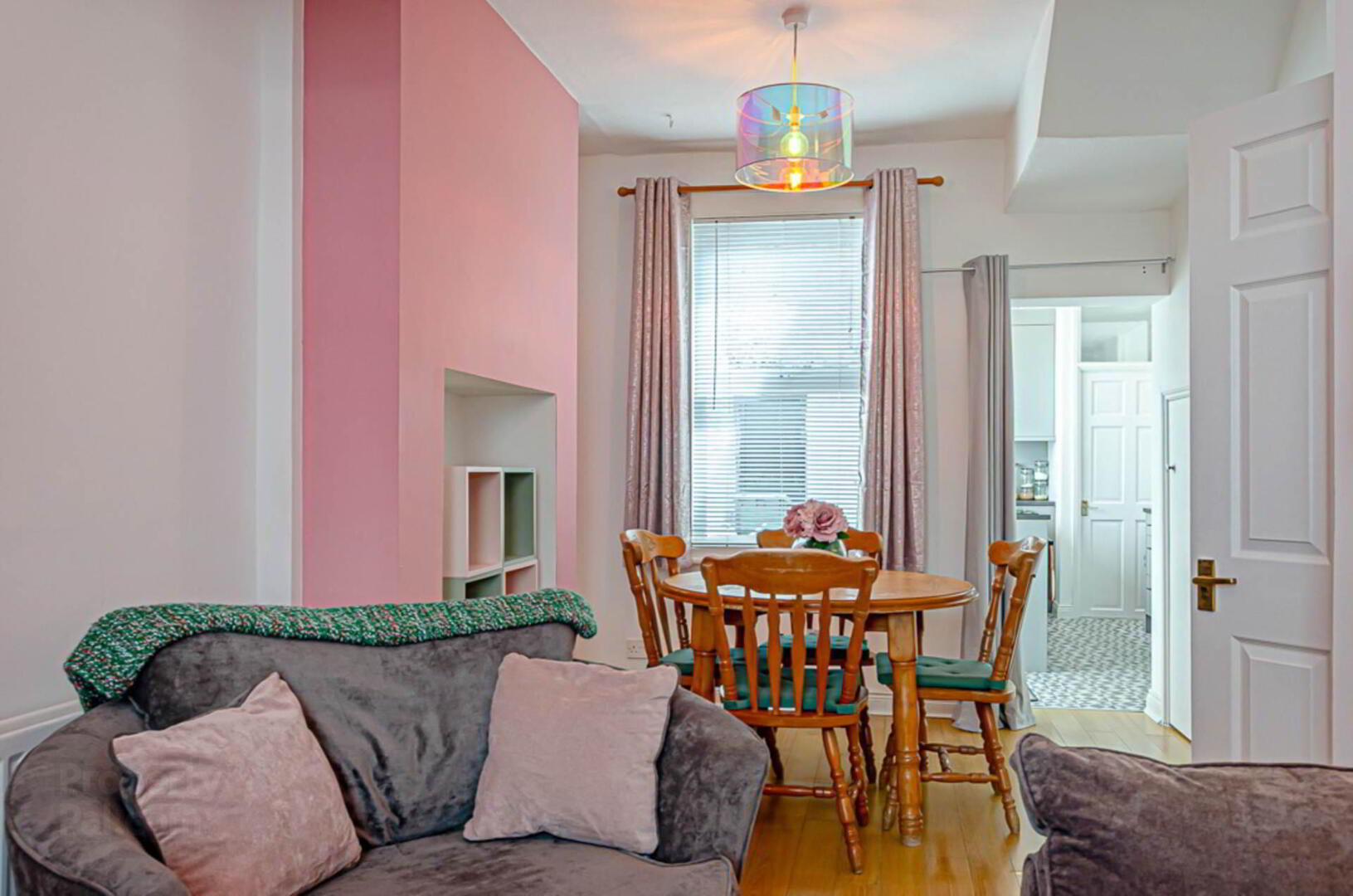 9 Sunwich Street 8 of 31