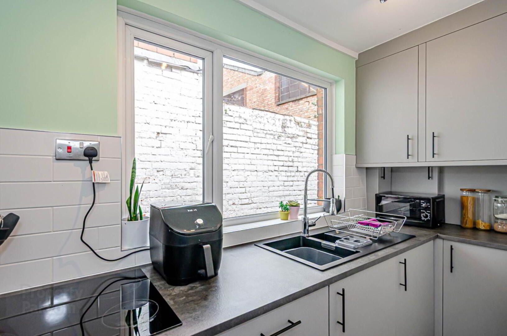 9 Sunwich Street 13 of 31
