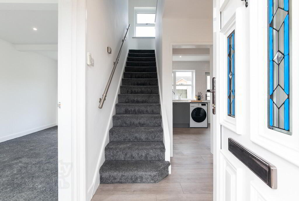 6 Cloghan Crescent 4 of 26