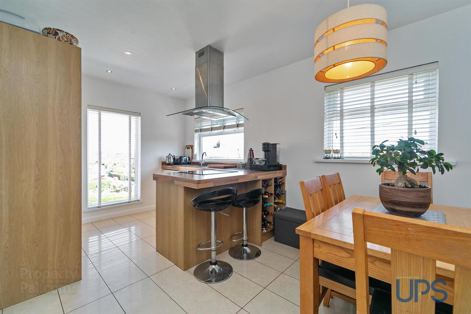 73 Upper Dunmurry Lane 7 of 36