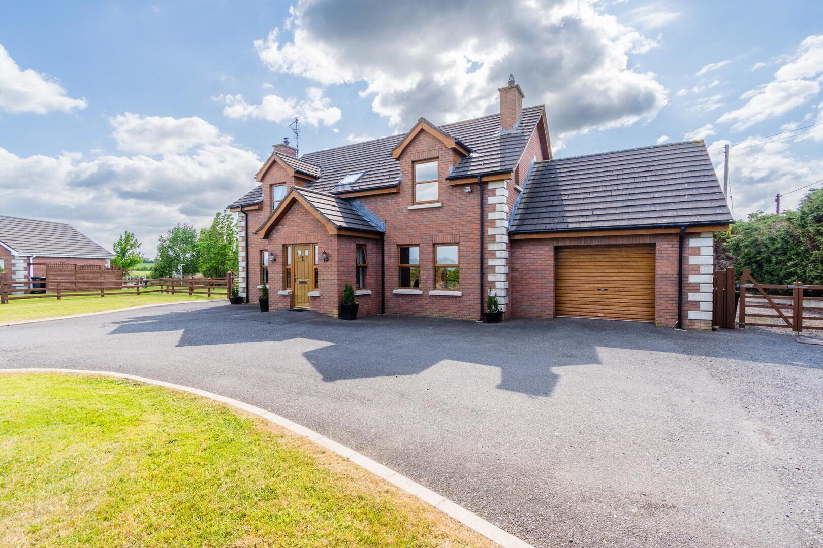 A Detached House With Stables And Field Of Approxima, 21 Lisburn Road 3 of 40