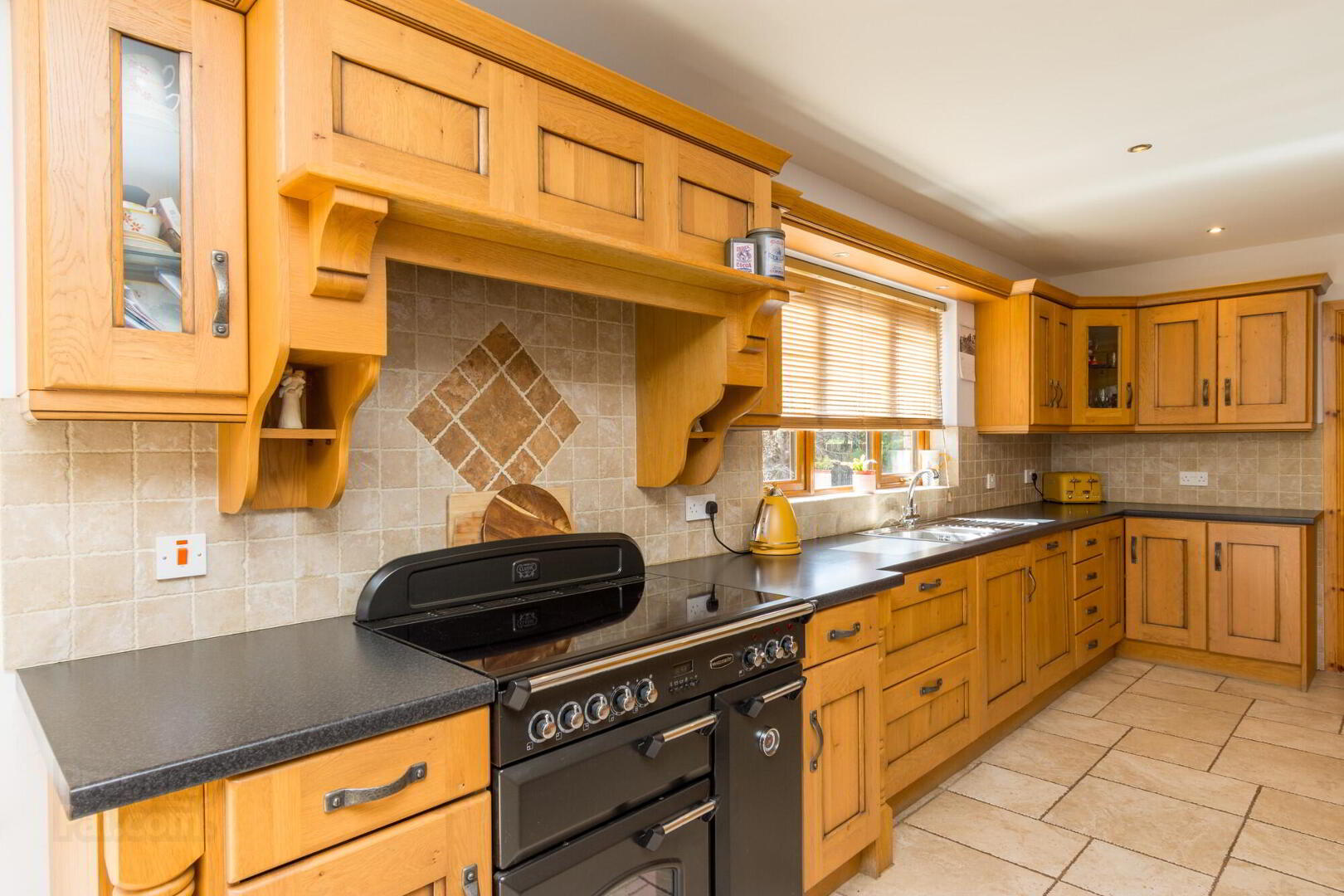 A Detached House With Stables And Field Of Approxima, 21 Lisburn Road 15 of 40
