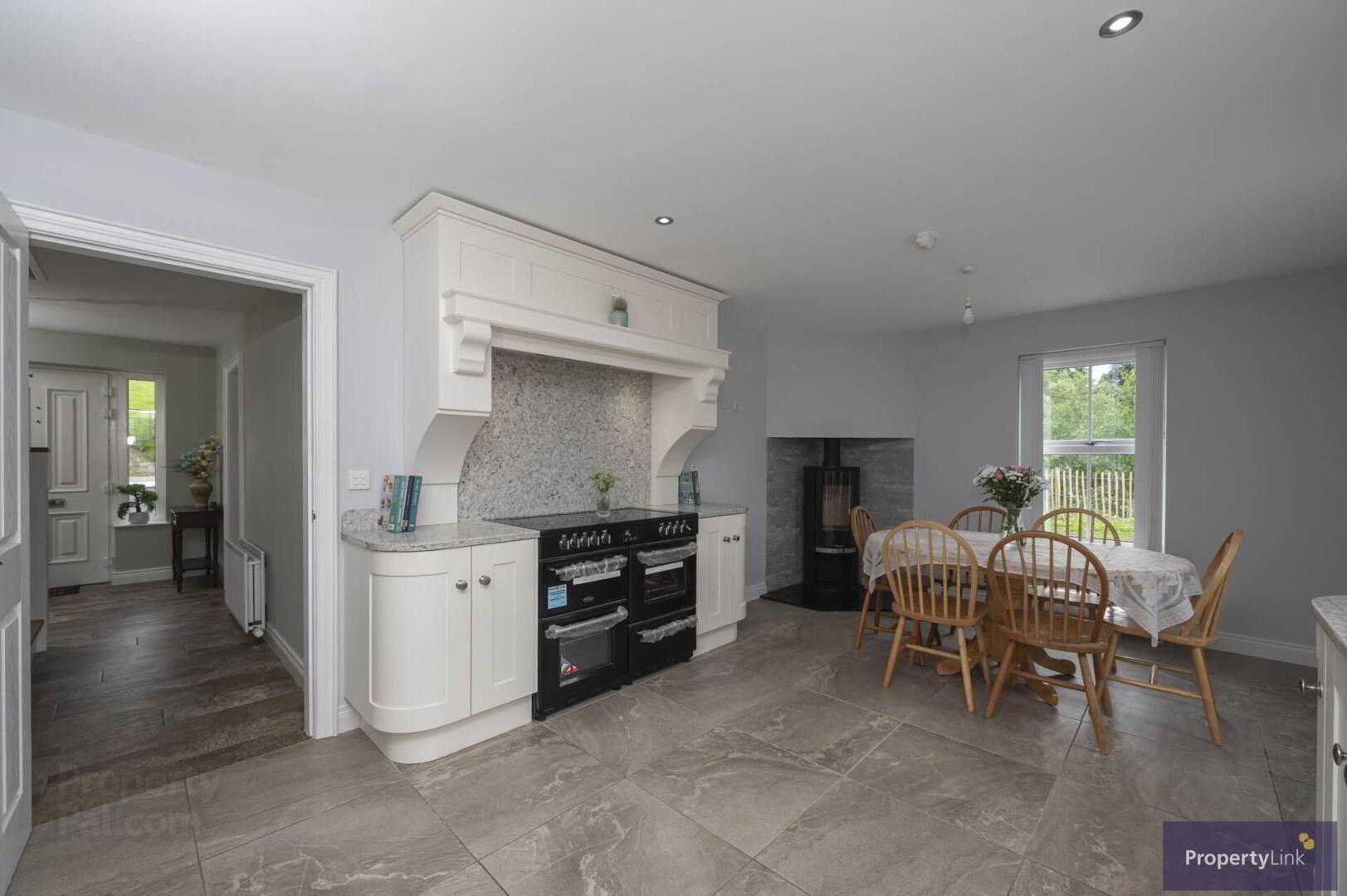 2 Edenaveys Road 5 of 34