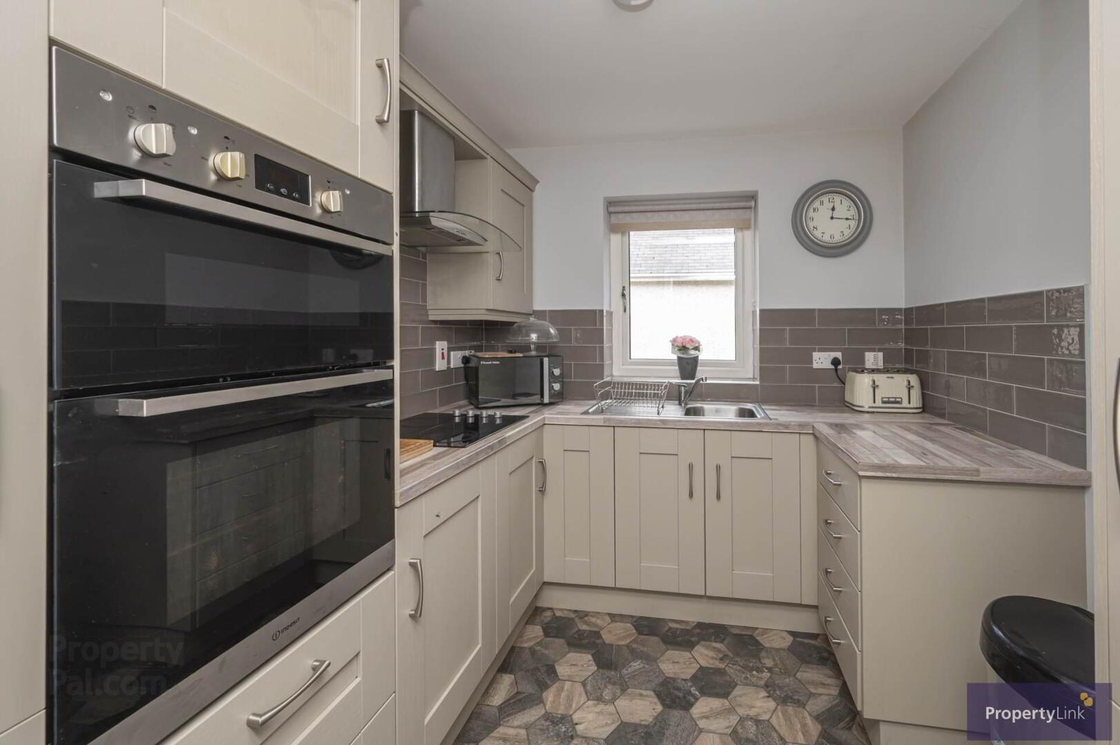 2 Edenaveys Road 10 of 34