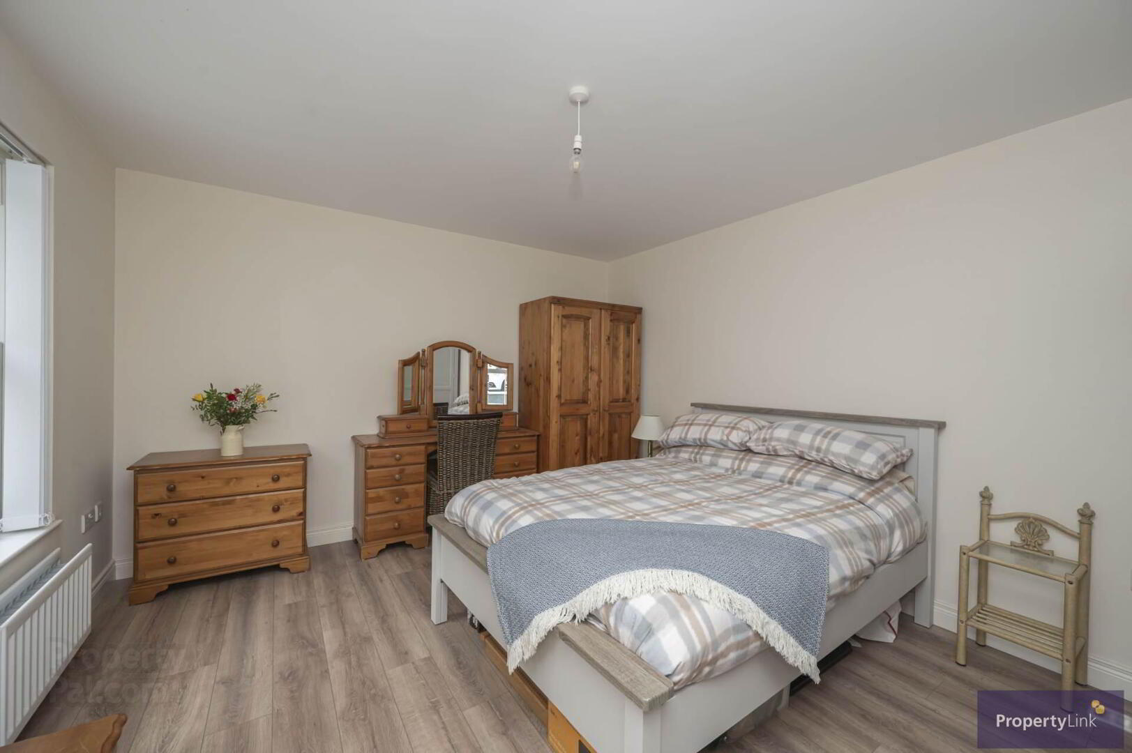 2 Edenaveys Road 15 of 34